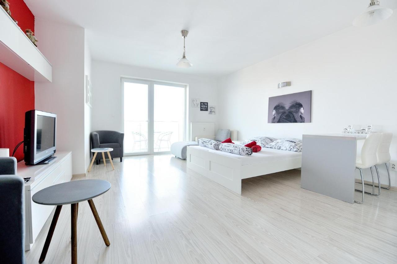 Apartman Centroom Piest'any Ngoại thất bức ảnh